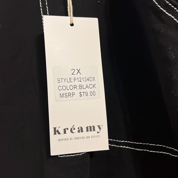 Run! I only have 3 pair of these black denim extra wide leg stretch cargos! - Picture 8 of 8